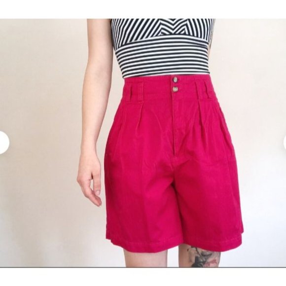 Vintage 90's CHAUS Sport High Waisted Pleat Front Casual Shorts 10 - Picture 2 of 12